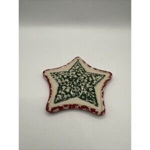 Gerald Henn Pottery Beautiful Handmade Country Cottage Ornament Star Red/Green